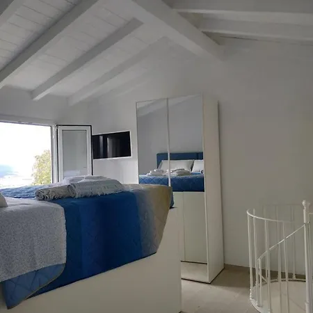 Amphiorama Villa *